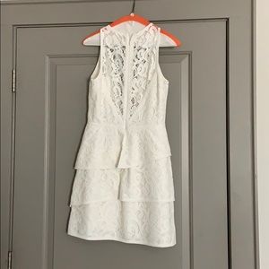 White lace BCBG short dress